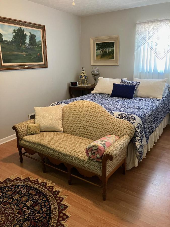Bed and Breakfast The Ashe Farm Marshall Exteriér fotografie