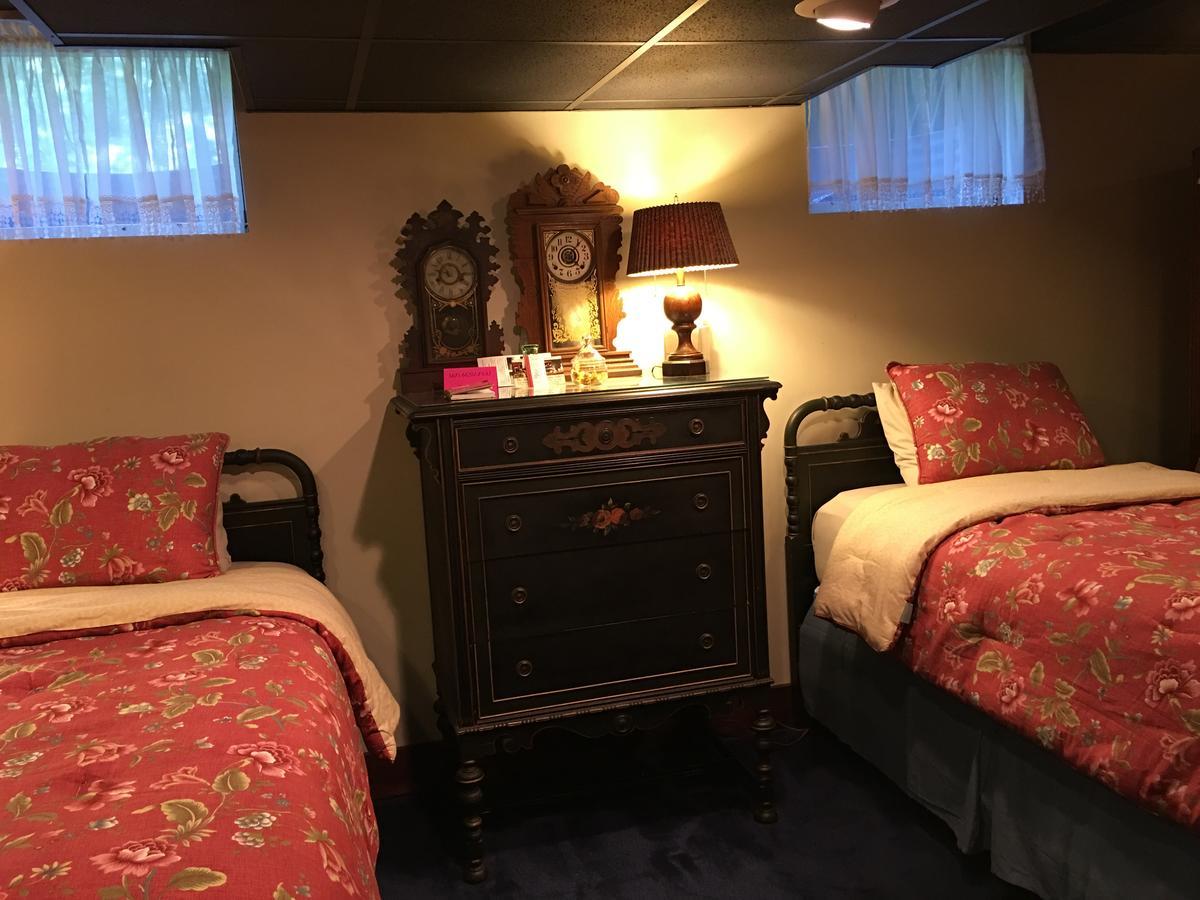Bed and Breakfast The Ashe Farm Marshall Exteriér fotografie