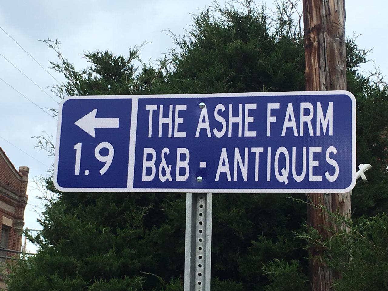 Bed and Breakfast The Ashe Farm Marshall Exteriér fotografie